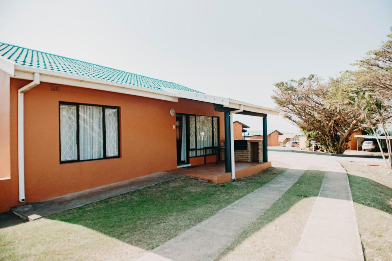 Port Edward Holiday Resort Εξωτερικό φωτογραφία