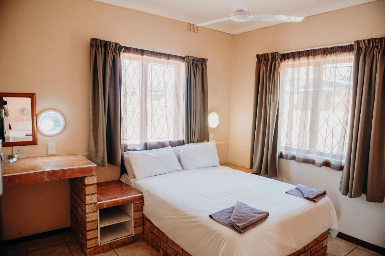 Port Edward Holiday Resort Εξωτερικό φωτογραφία